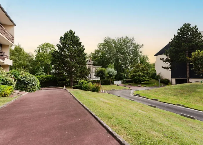 Apartment Le Sporting-17 By Interhome *