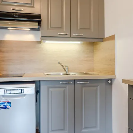 Le Sporting-17 By Interhome * Кабур